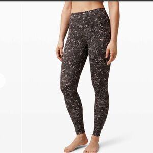 Lululemon Wunder Under High-Rise Tight *Full-On
Equalized Multi leggings Sz 6